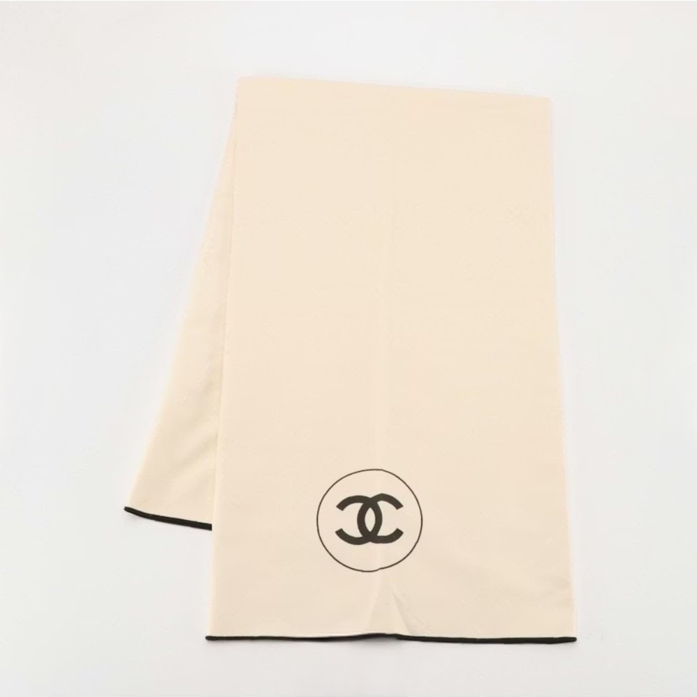 Chanel Beauté Promotional Microfiber Bath Towel & Pouch